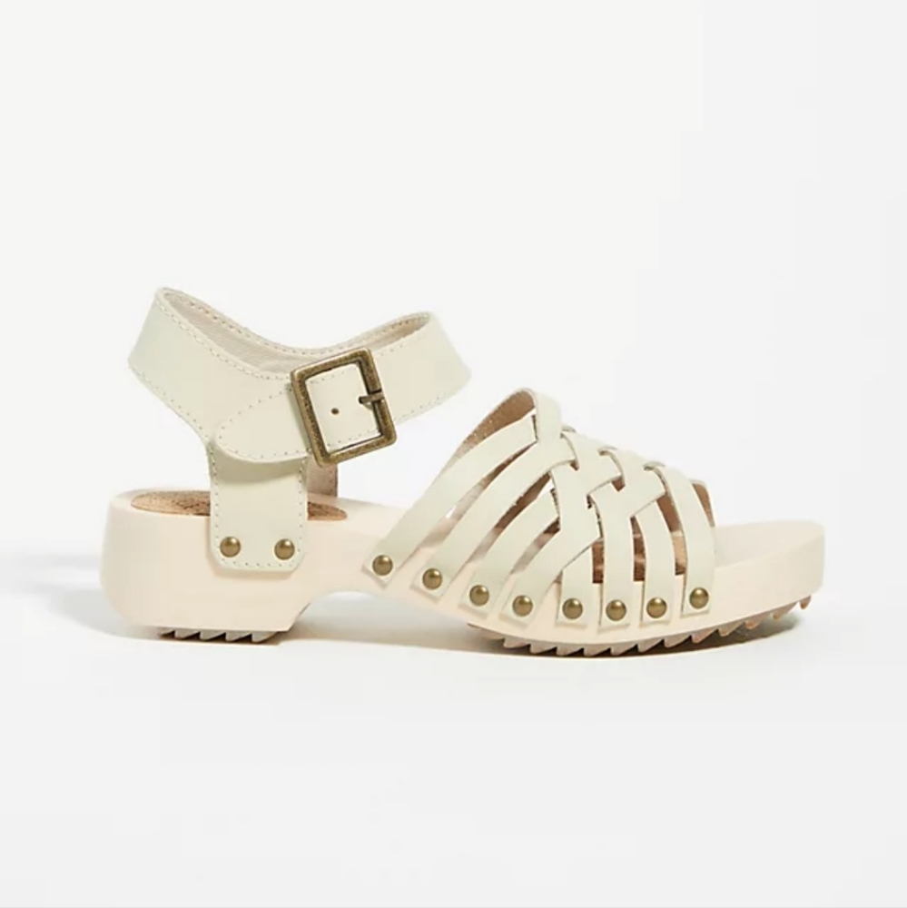 Kelsi Dagger Strappy,Studded Clog Sandal, Leather, Wood Heel, Oyster, 8.5 NWT